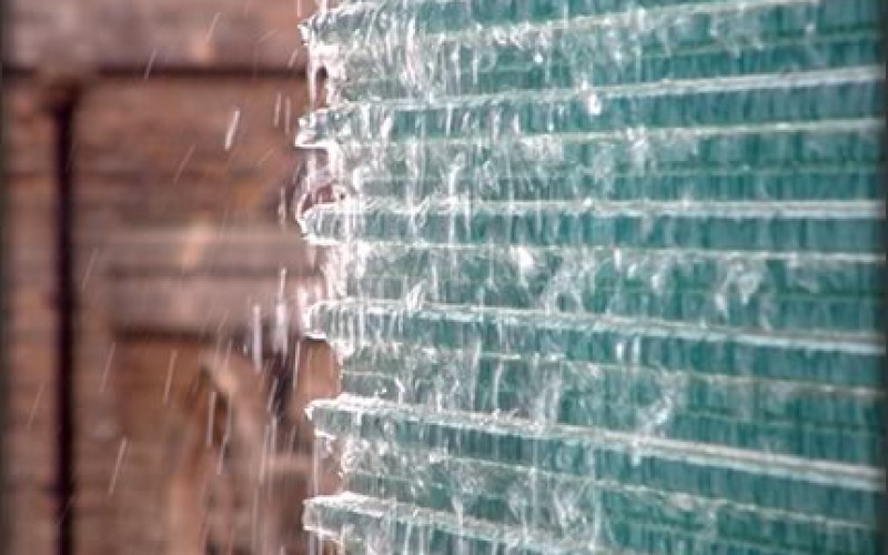 How to Choose the Right Wall Fountain for Your Home