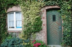 How to Design a Seaside Cottage