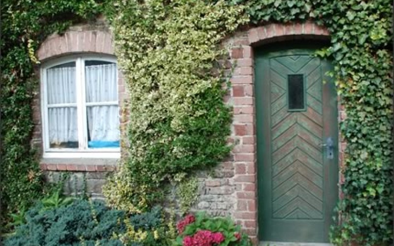 How to Design a Seaside Cottage