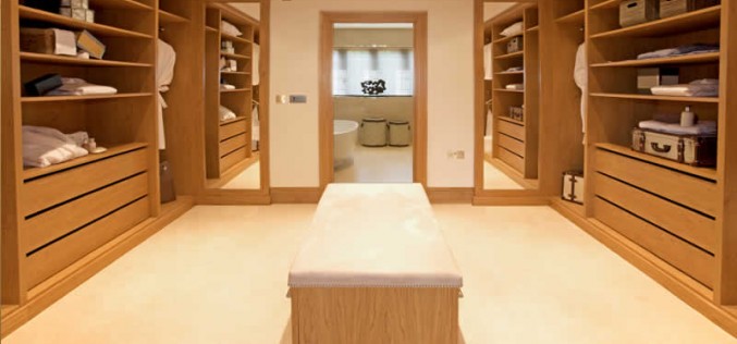 How to Declutter a Closet