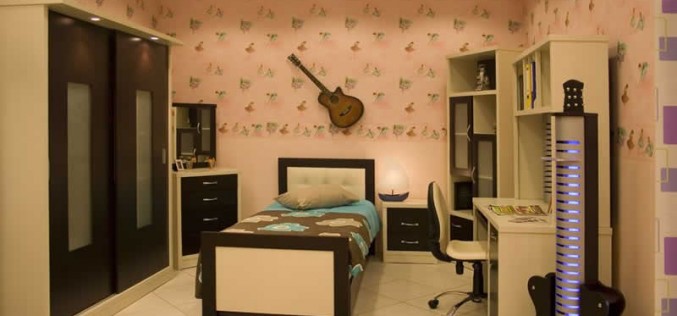 4 Teen Bedroom Organization Tips