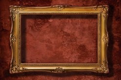Using Frames to Fill Up Negative Wall Space