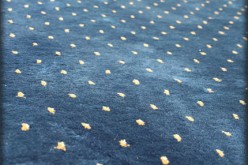 How to Remove Old Carpeting