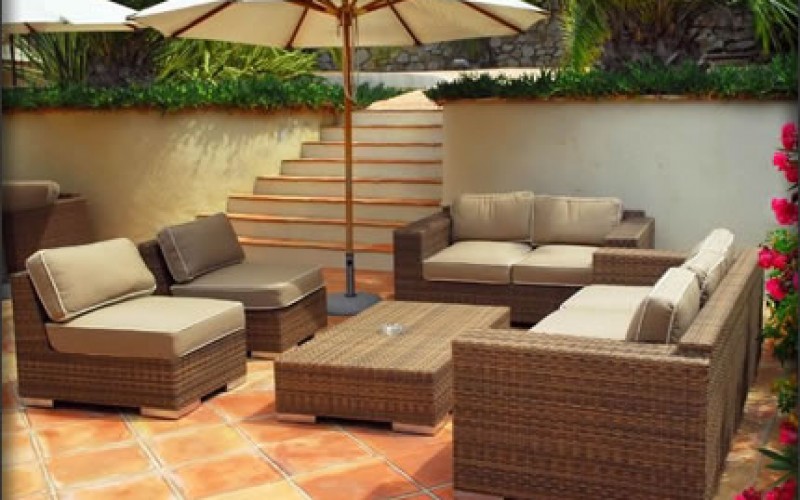 You Can Save Money on Summer Outdoor Furniture