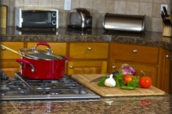 Countertops 101: Choosing the Right Material to Upgrade Your Kitchen