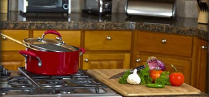 Countertops 101: Choosing the Right Material to Upgrade Your Kitchen