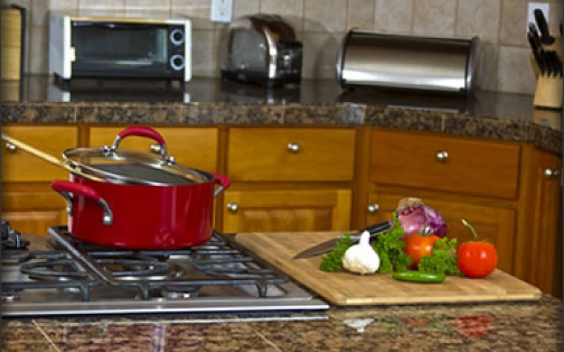 Countertops 101: Choosing the Right Material to Upgrade Your Kitchen
