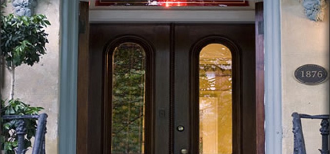 Your Front Door Sets the Tone for Entertaining