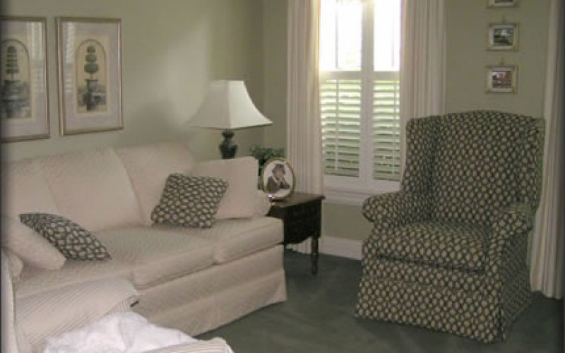 Interior Decorator: Hire One or Not?