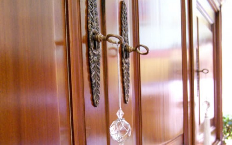 Household Fixes To Protect Kids: Five Household Dangers To Repair