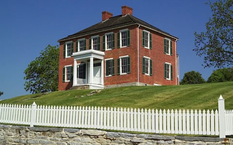 Bring Your Old House into the 21st Century by Updating These 4 Things