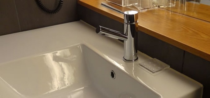 Bathroom Remodeling on a Shoestring
