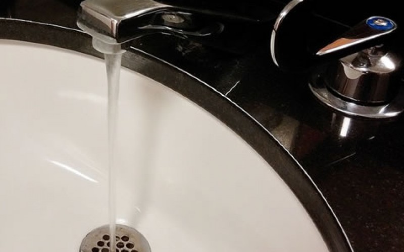 7 Sure Signs You Need New Plumbing