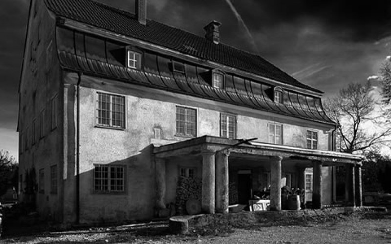 Renovation Tips: Modernizing An Older Home To Preserve its Charm