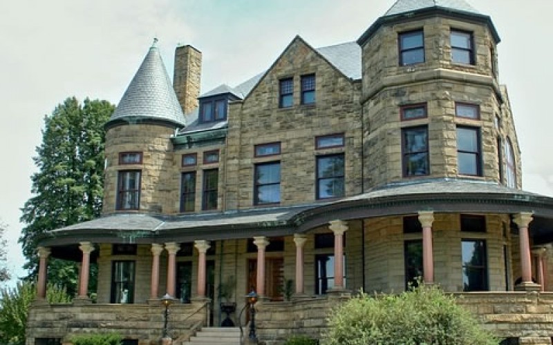 Six Projects to take Your Old Home from Falling Apart to Fully Functioning