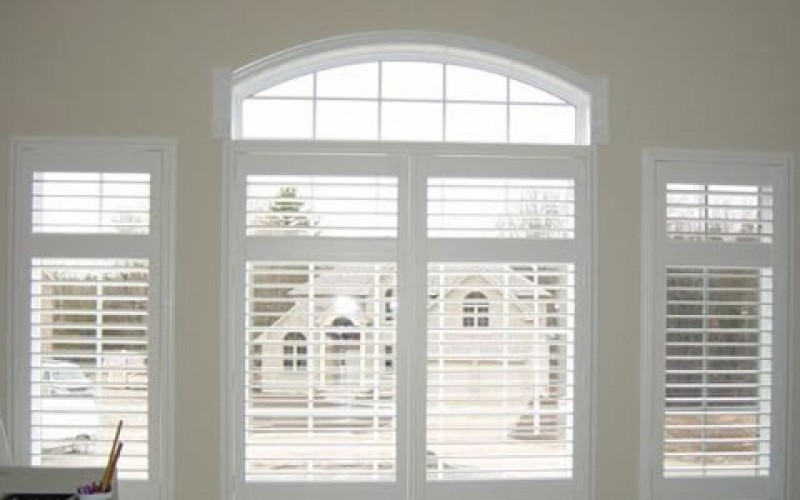 Repair or Replace? How to Decide What to Do With Your Old Windows