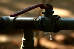 Ten signs that you need a plumber right now
