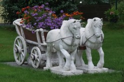 5 Unique Landscaping Ideas that Aren’t Too “Out There” for Your House