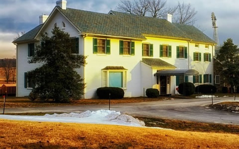 7 Building Renovations for Your Office This Winter