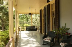 4 Tips for Creating a Three-Season Outdoor Space
