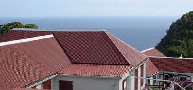 5 Reasons to Install a Metal Roof on Your Home Before Summer