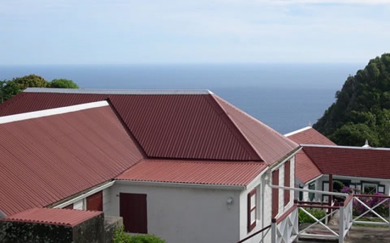 5 Reasons to Install a Metal Roof on Your Home Before Summer