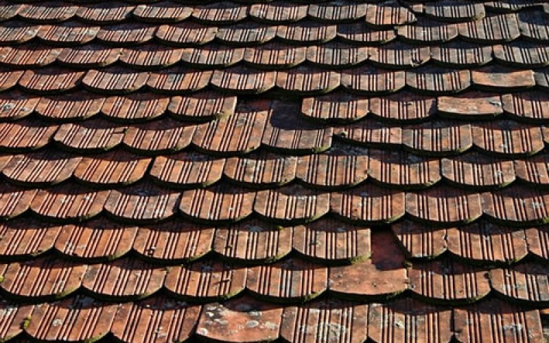 Home Roofing Corner – What Can I Do Myself and What Do I Need Help With?