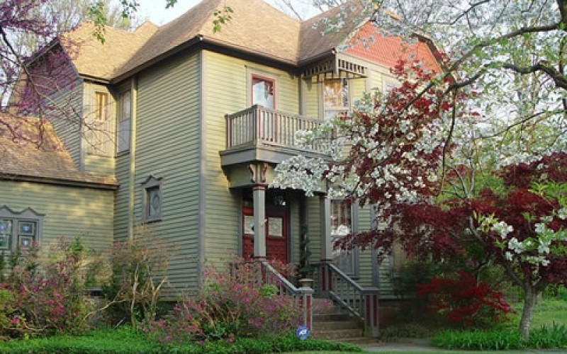 Getting Your Home Ready for Spring from the Ground Up