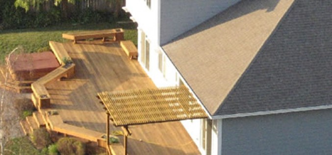 5 Reasons Why Decks and Deck Railings Are More than Just Accessories