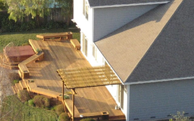 5 Reasons Why Decks and Deck Railings Are More than Just Accessories