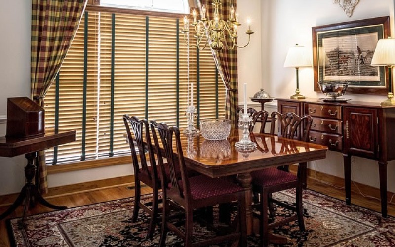 How Can the Right Window Treatments Increase the Value of Your Home?