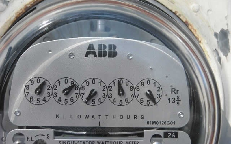 11 Small But Effective Energy Saving Tips
