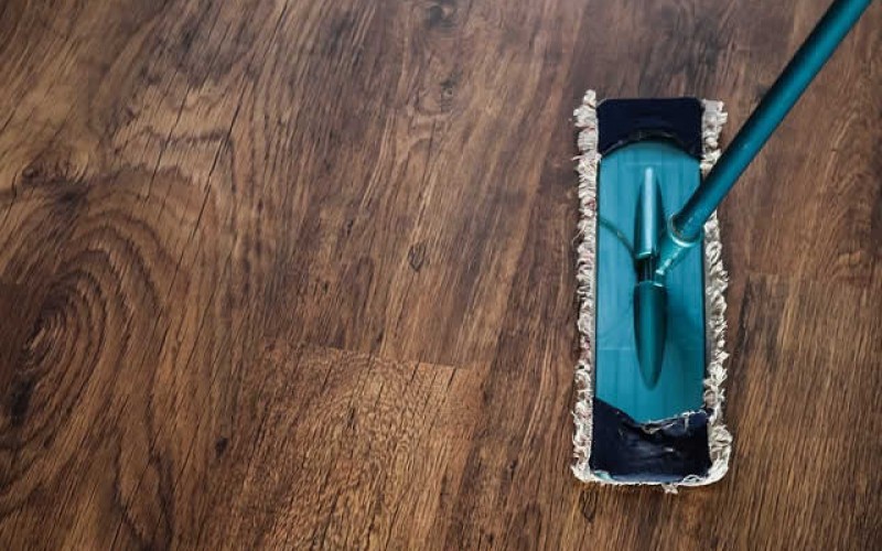 How to Make Your Hardwood Floor Look More Presentable