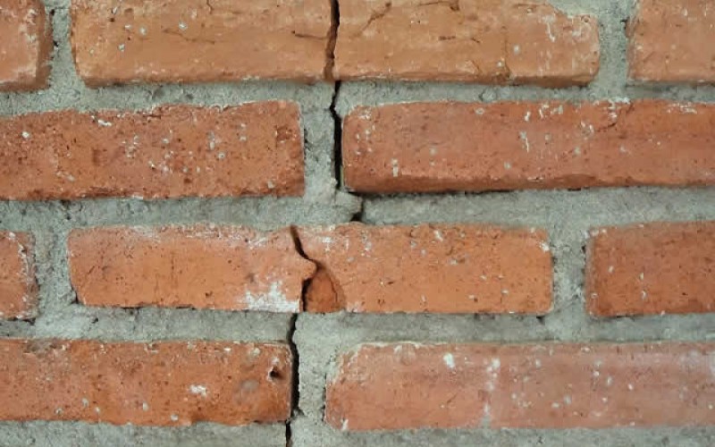 Four Indicators of Foundation Damage That You Need to Know