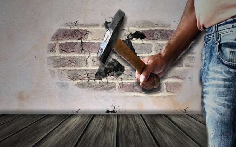 5 Extreme Home Makeover Projects to Leave to the Pros