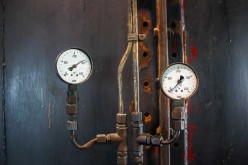 Transforming Unappealing Pipes into Effective Decor Features