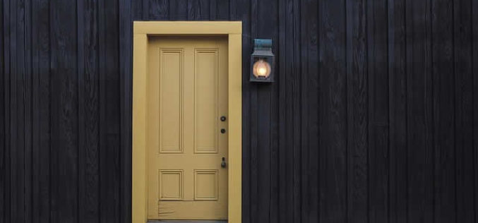 Comparing Exterior Doors: Wood vs Fiberglass vs Steel