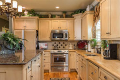 Stock Cabinets vs Custom Cabinets: What are the Key Differences?