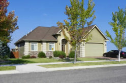 6 Ways To Stop The Burglars To Break-In Through The Garage Door!