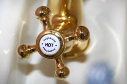 Few Ideas That Should Make Any Bathroom More Eclectic