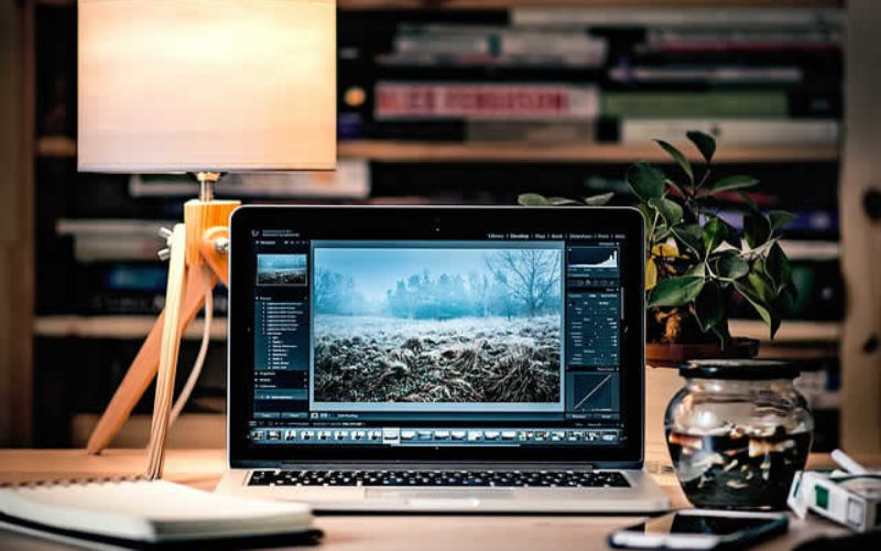 Handy Tricks for Organizing a Small Home Office