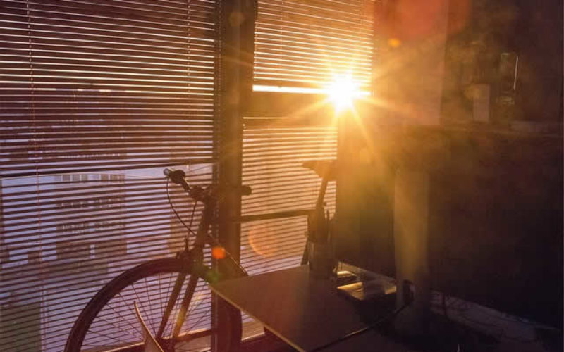 How to Select the Perfect Blinds Materials for Home or Office
