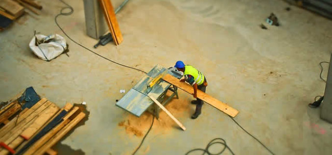For Roofers, Contractors, Painters and DIYers: Top Tips for Buying Building and Renovating Supplies in Bulk