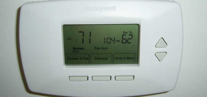 4 Ways a Smart Thermostat Helps You Save Money on Energy Costs