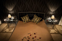 Easy Ways to Add Glamour to Your Bedroom