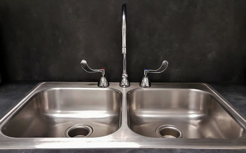Kitchen Catastrophe: 3 Ways To Avoid The Chaos Of A Clogged Sink