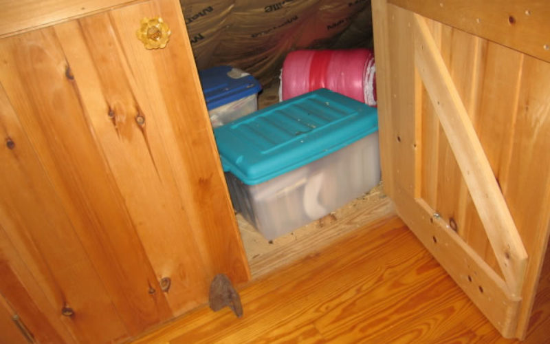 <span>Sunday Morning Tip for Apr 09:</span> Using the Attic for Storage