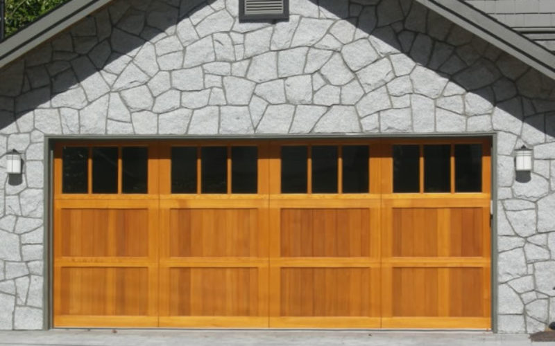 Top 4 Do’s and Don’ts of Garage Safety