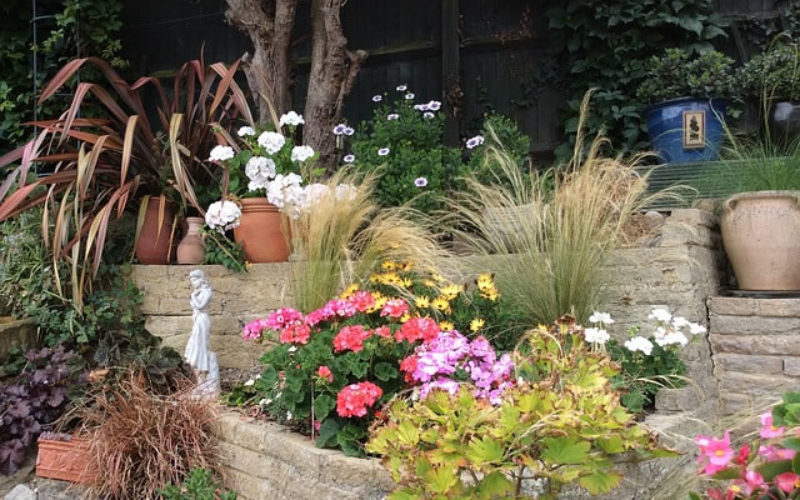 Having Your Yard Landscaped? How To Relieve The Stress