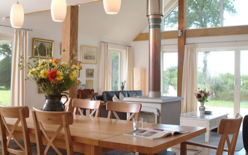 Unique Features Of Timber Dining Tables